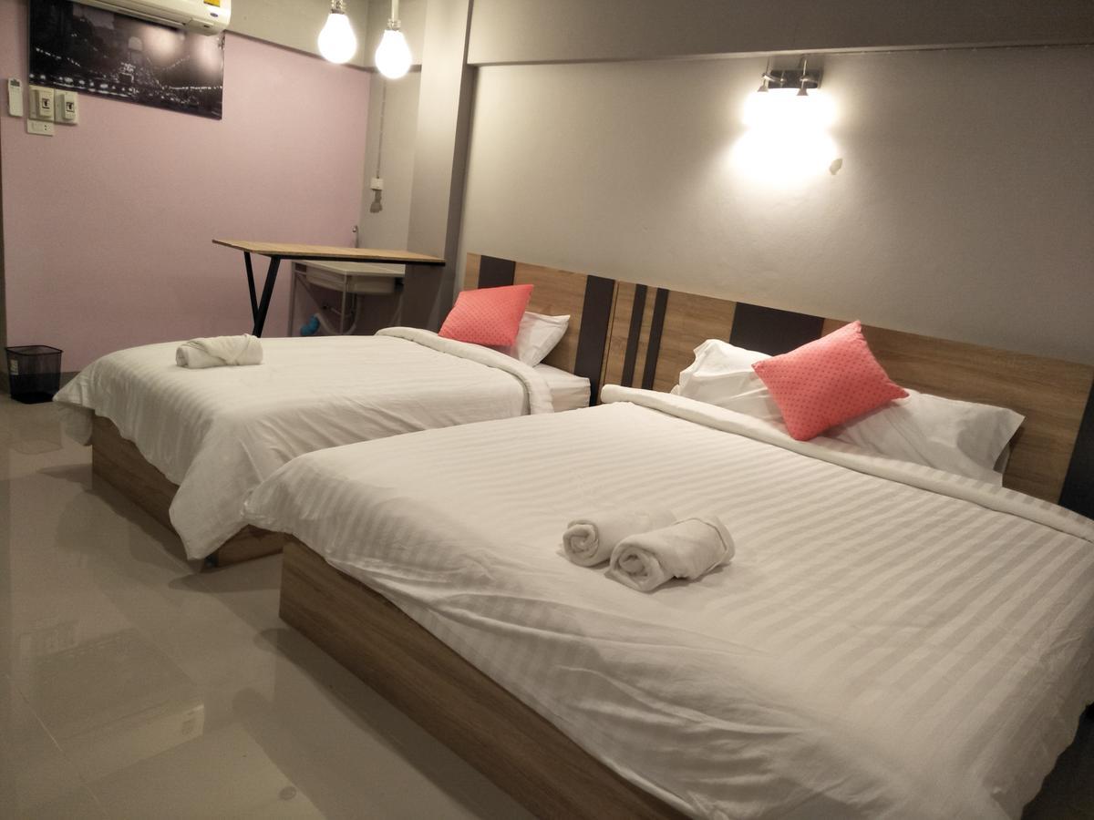 Rinrada Place Hotel Ubon Ratchathani Zewnętrze zdjęcie