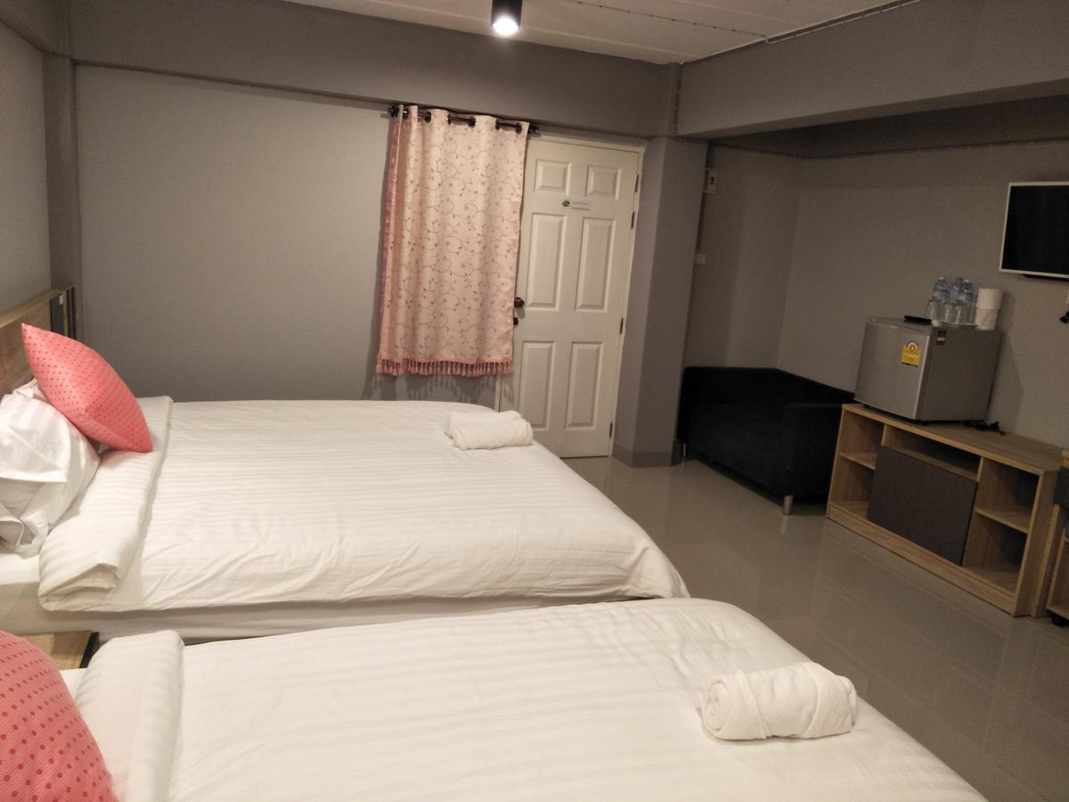 Rinrada Place Hotel Ubon Ratchathani Zewnętrze zdjęcie