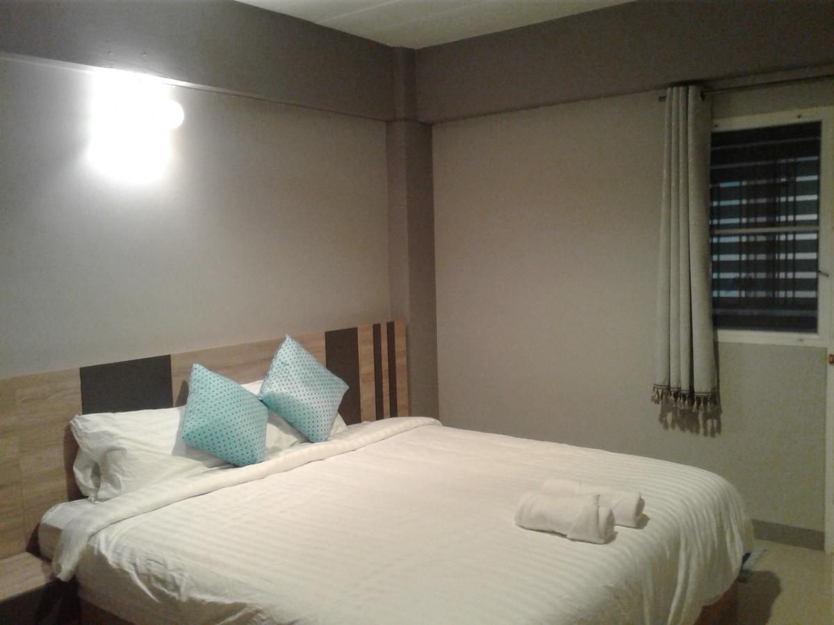 Rinrada Place Hotel Ubon Ratchathani Zewnętrze zdjęcie