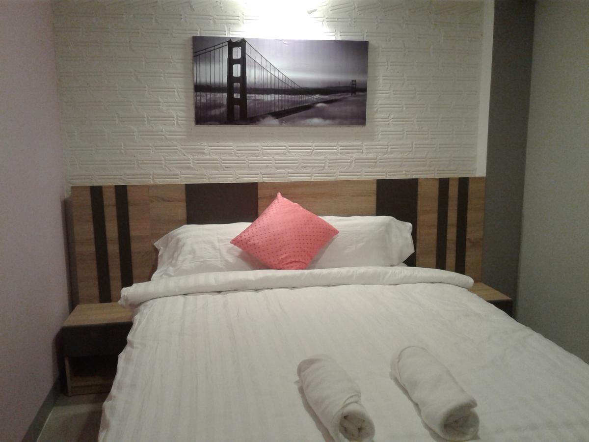 Rinrada Place Hotel Ubon Ratchathani Zewnętrze zdjęcie