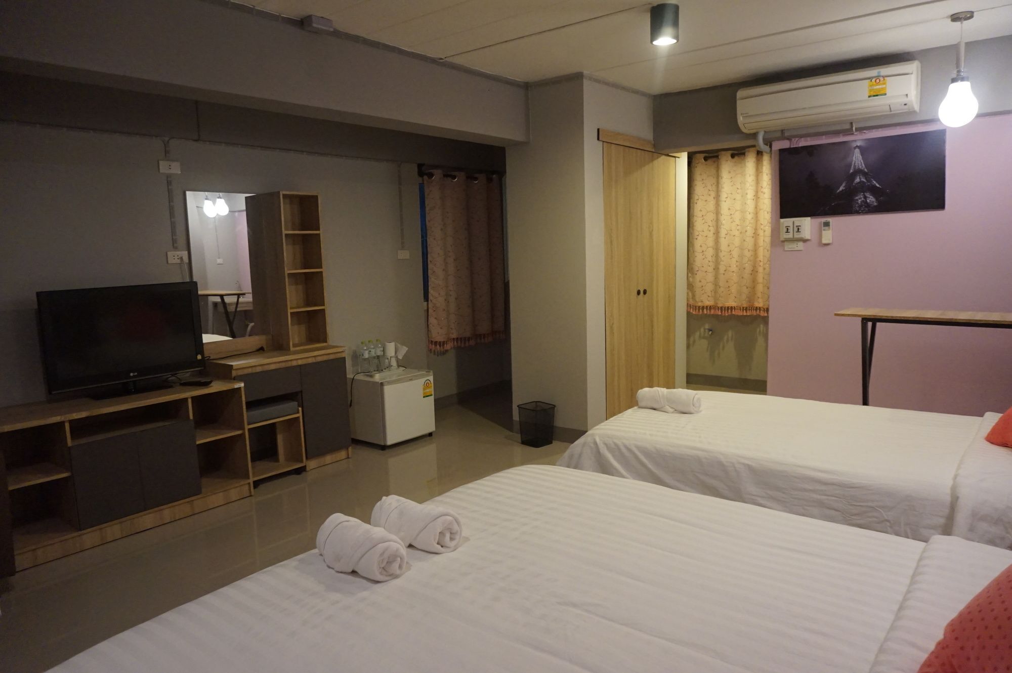 Rinrada Place Hotel Ubon Ratchathani Zewnętrze zdjęcie