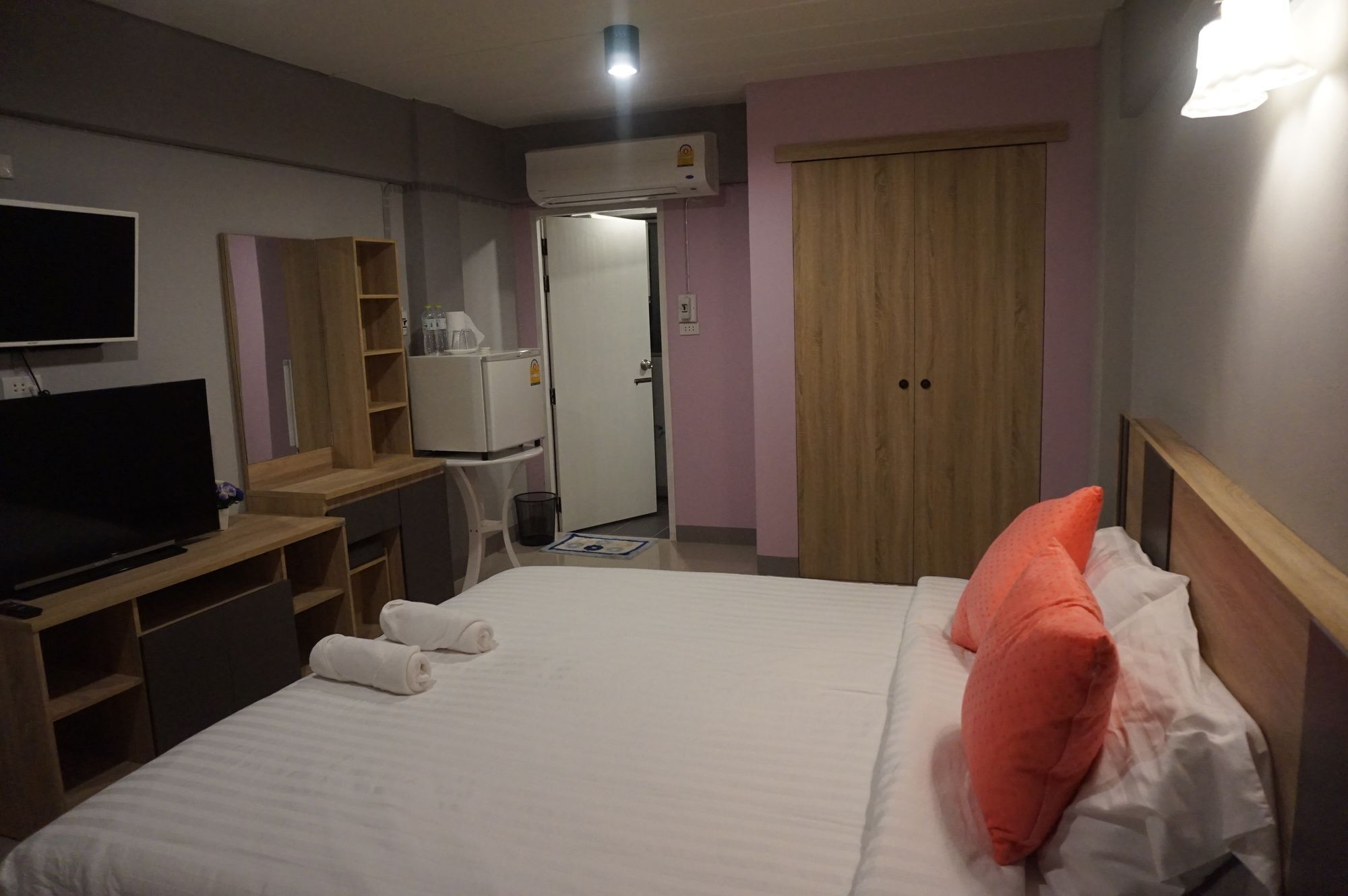 Rinrada Place Hotel Ubon Ratchathani Zewnętrze zdjęcie