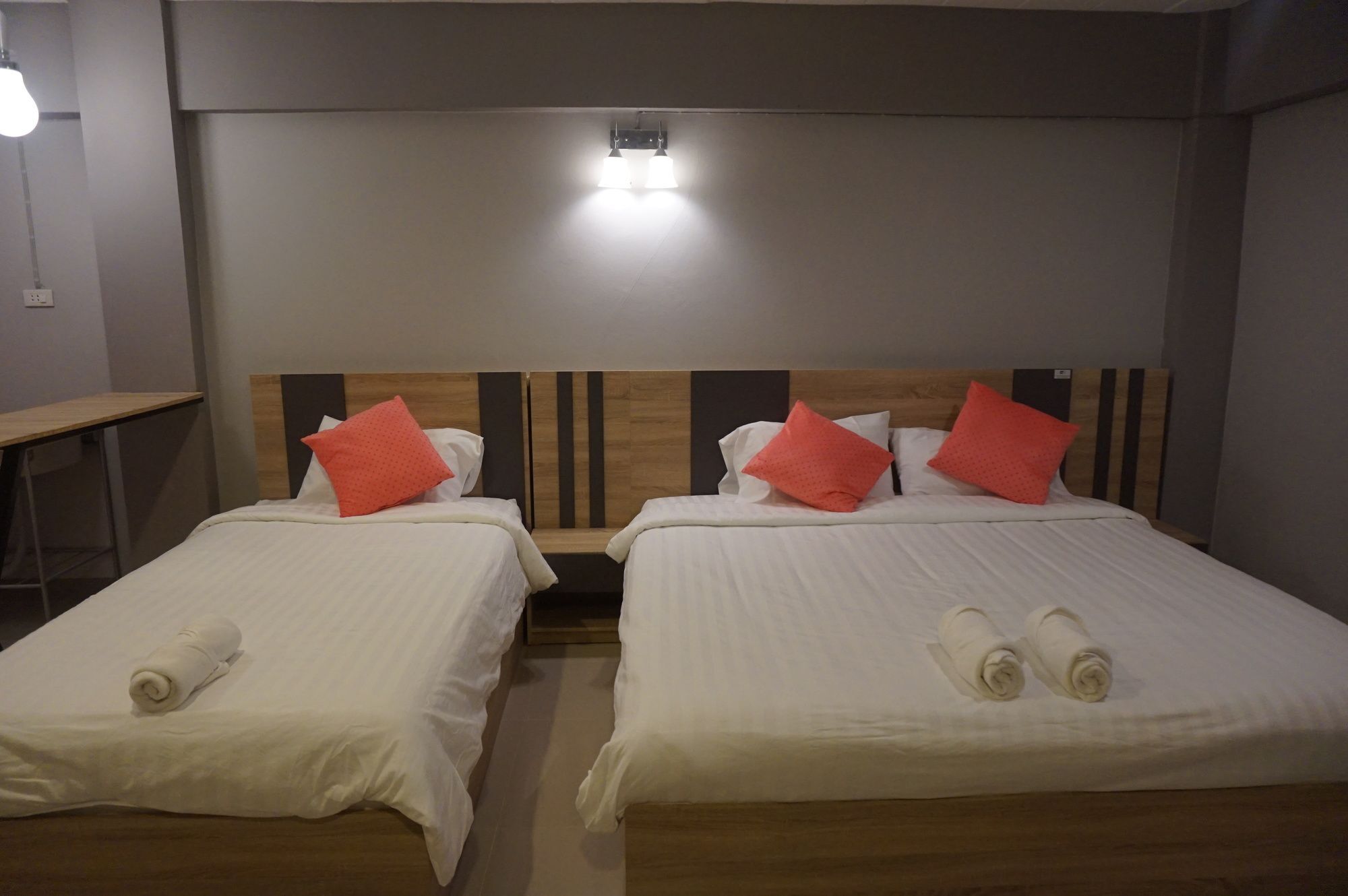 Rinrada Place Hotel Ubon Ratchathani Zewnętrze zdjęcie
