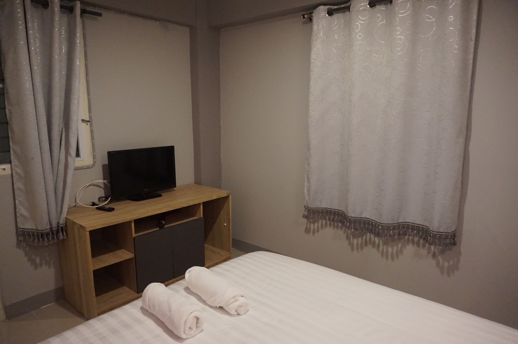 Rinrada Place Hotel Ubon Ratchathani Zewnętrze zdjęcie